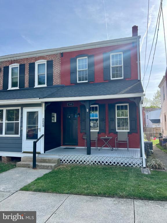 Photo - 540 S Adams St House