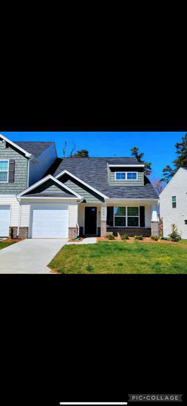 Photo - 3837 Copperfield Ct Townhome