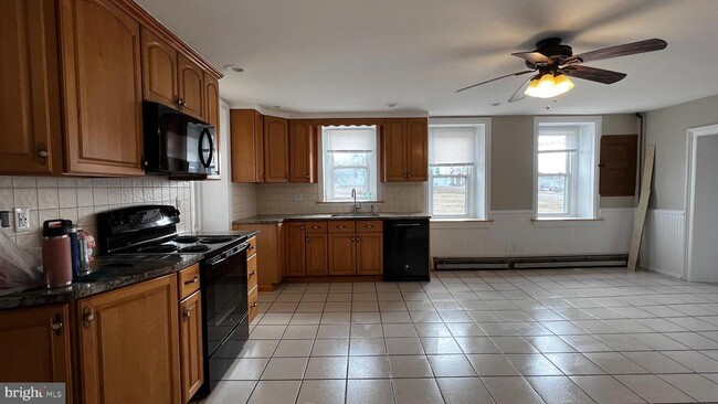 Photo - 135 Hoffmansville Rd