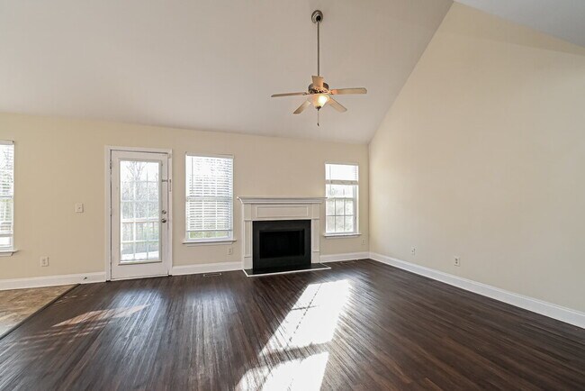 Photo - 1565 Bridgecrest Dr