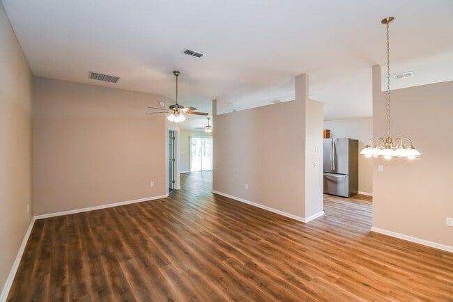 Photo - 10267 Normanwood Ct