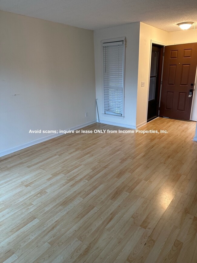 171 Brooke Castle Dr