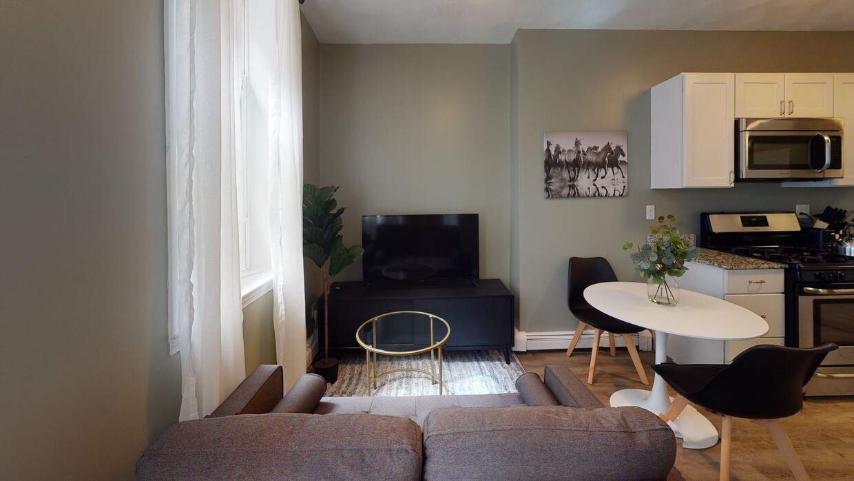 Photo - Private bedroom in 3 bed/1 bath Home