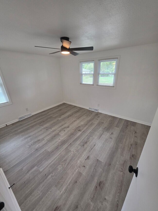 Photo - 13512 W 90th Pl