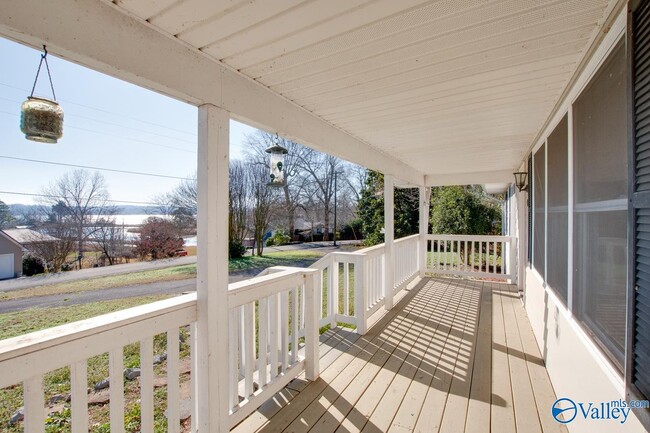 Photo - 466 Warrenton Shores Dr