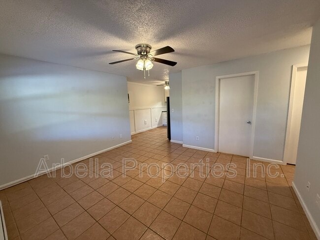 Photo - 410 Erwin Hwy Unit Apt 3