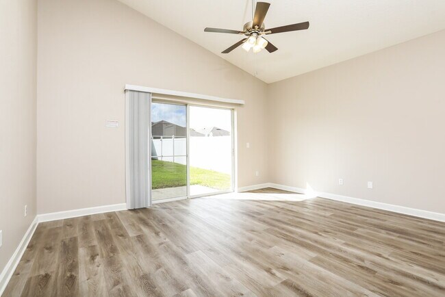 4408 Creeks Run Blvd