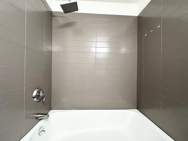 Photo - Newly Remodeled 1 bed 1 bath Condo in Down...