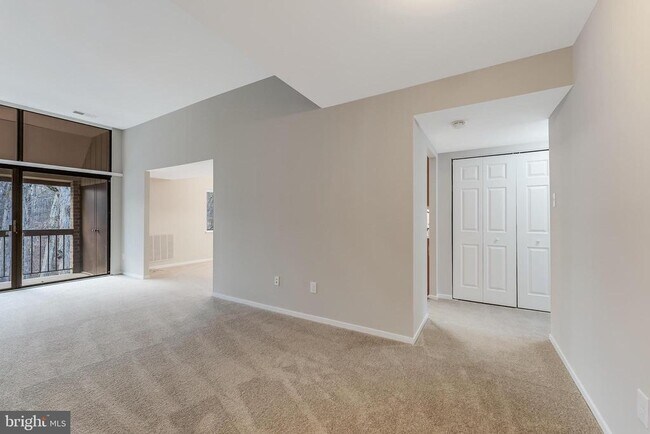 Photo - 1666 Parkcrest Cir Unidad 3D/301