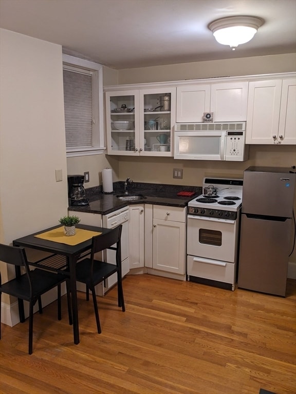 Photo - 115 Salem St Unidad 115