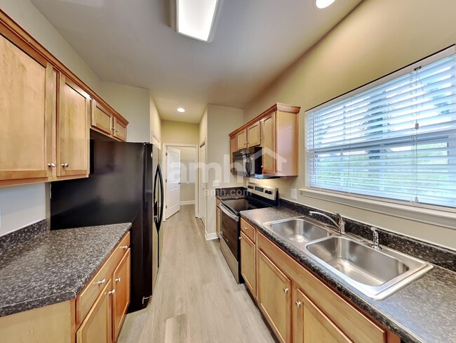 Photo - 1702 Arrowhead Dr