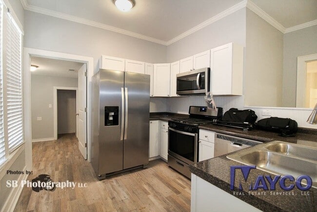 3 bedroom 2 bath in Highland neighborhood,... - 3 bedroom 2 bath in Highland neighborhood,... Casa