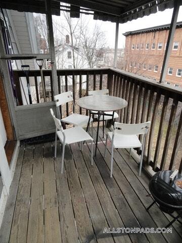 Photo - 8 Webley St Unit 3