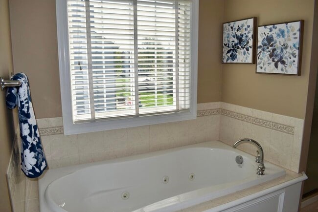 Photo - 5229 Stapleton Dr