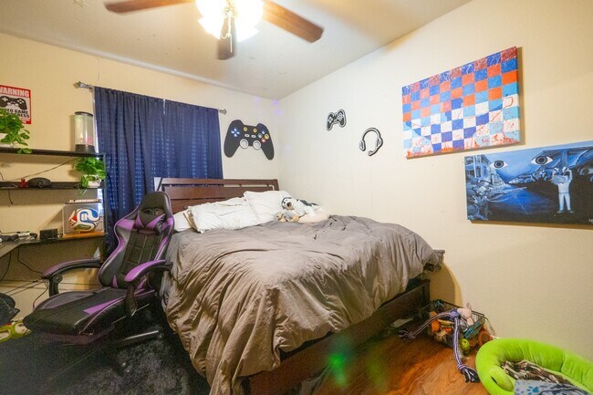 Building Photo - 2834 Falcon Knoll Ln