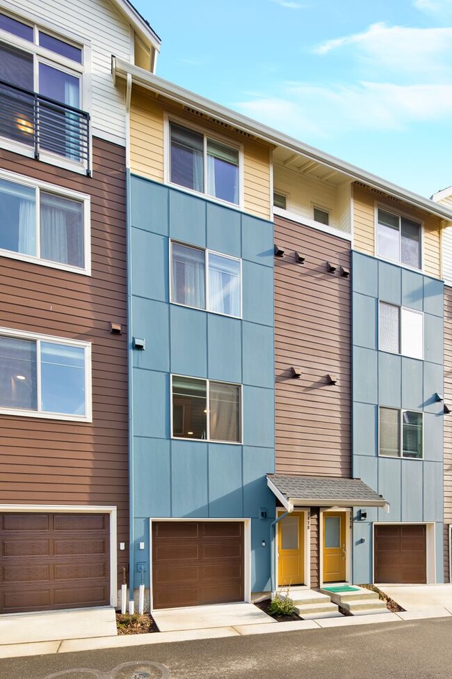 Photo - 1478 159th Pl NE