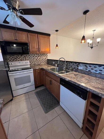 Photo - 7305 NW 4th Pl Unit 108
