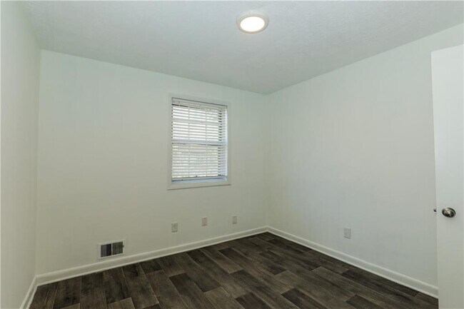 Photo - 1150 Rankin St Unidad Apt M4