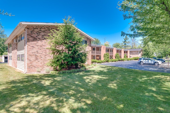 Hillcrest & Ridgeview Apartments
