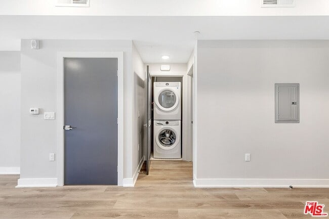 Photo - 11050 Hartsook St Unit 306
