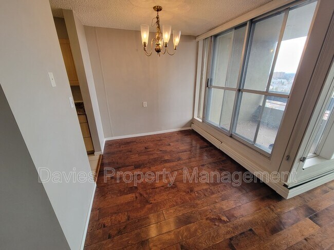 Photo - 8745-8165 165 St NW Unit #146
