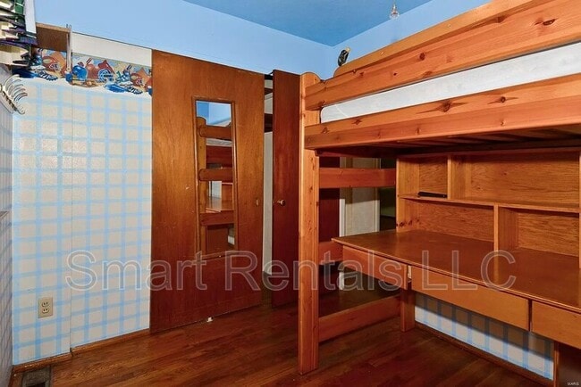Photo - 980 Manresa Ln