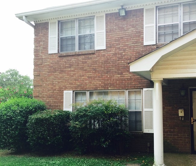 Colonial Apartments Memphis, TN