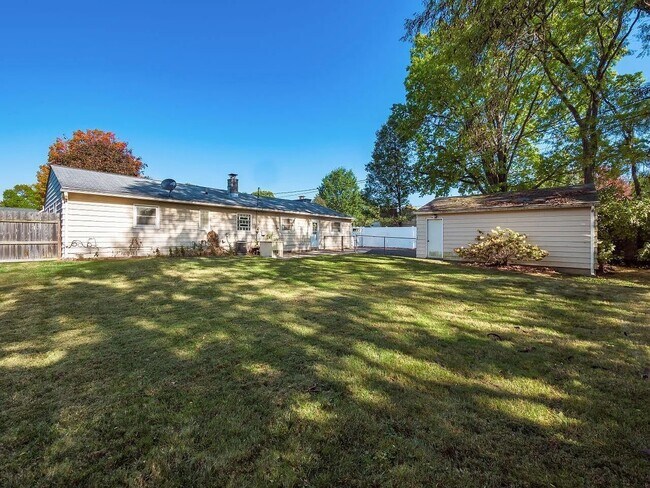 Backyard - 2349 Beverly Pl