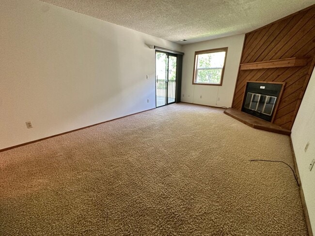 Photo - Charming 1-Bedroom Condo with Great Amenities