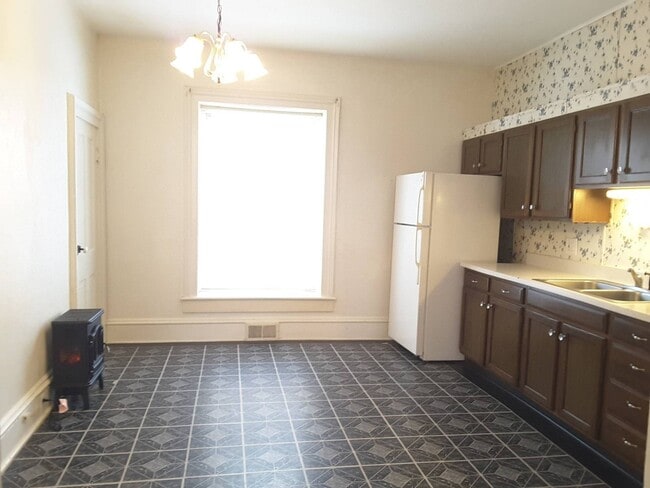Photo - 813 S 8th St Unit Apt 2