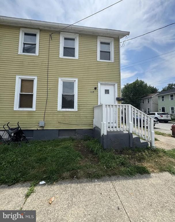 Photo - 225 Gibbon St Casa