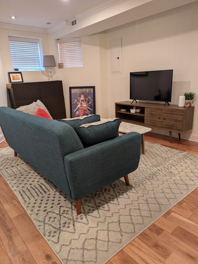 Photo - 2033 13th St NW Casa Unidad English Basement