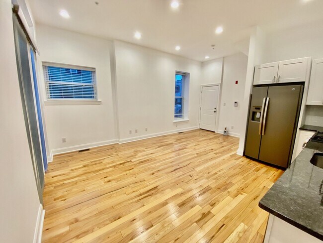 Photo - 1640 Jackson St Unit 1st fl Rear