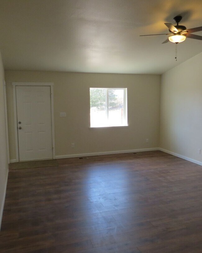 Photo - 983 S Palomar Dr Unit 985