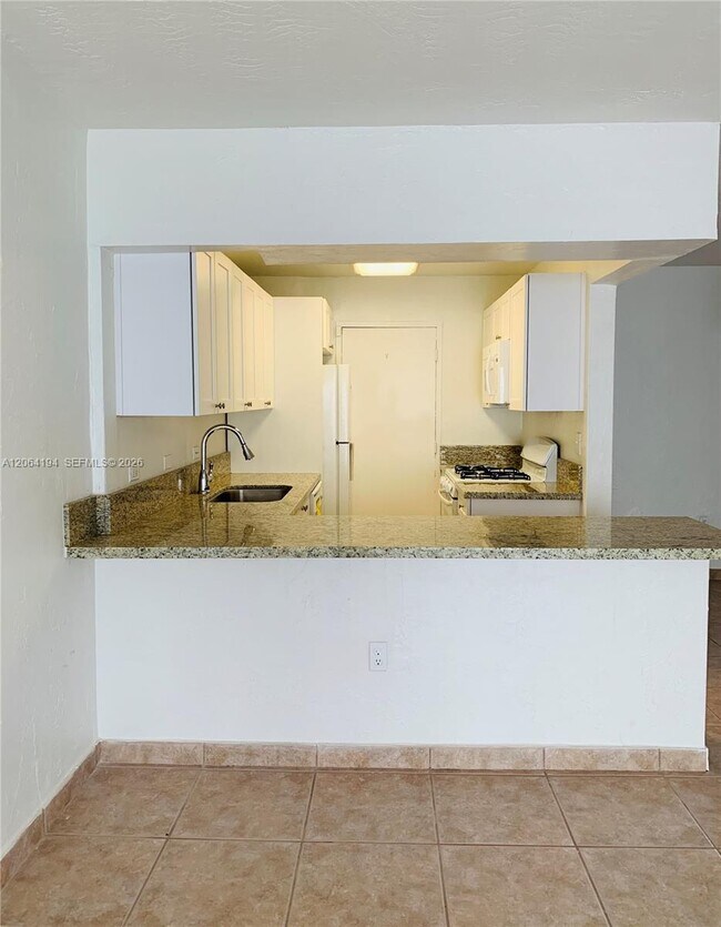 6900 N Kendall Dr Unit A304