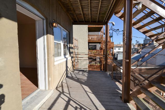 Photo - 1473 W Erie St Unidad M09H