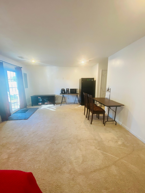 Photo - 132 Tree Line Dr