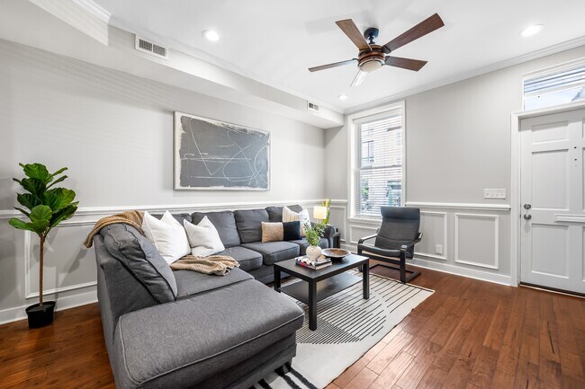 Photo - 1206 S Charles St