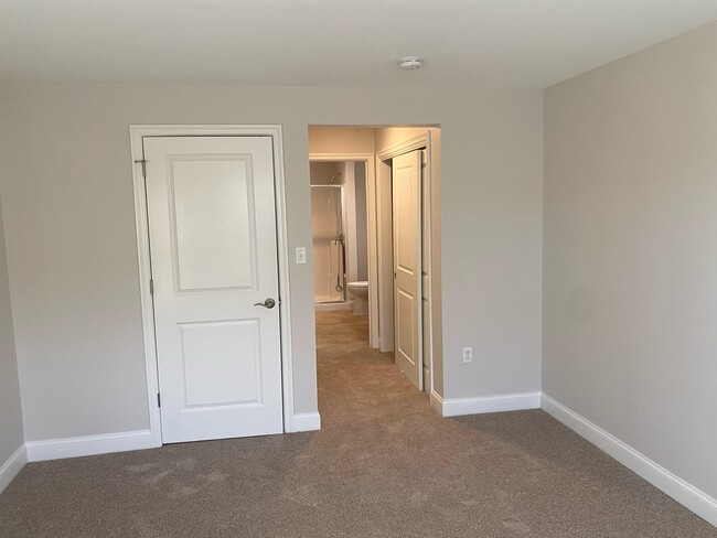 Photo - 3 Furnival Rd Unit 213