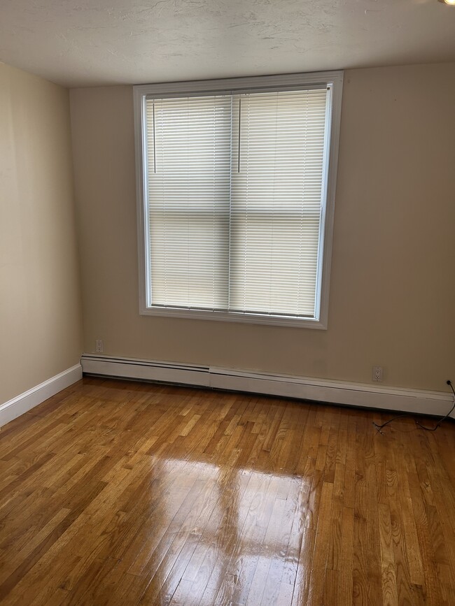 Building Photo - 98 Kirtland St Unit 98 Kirtland St Apt #1