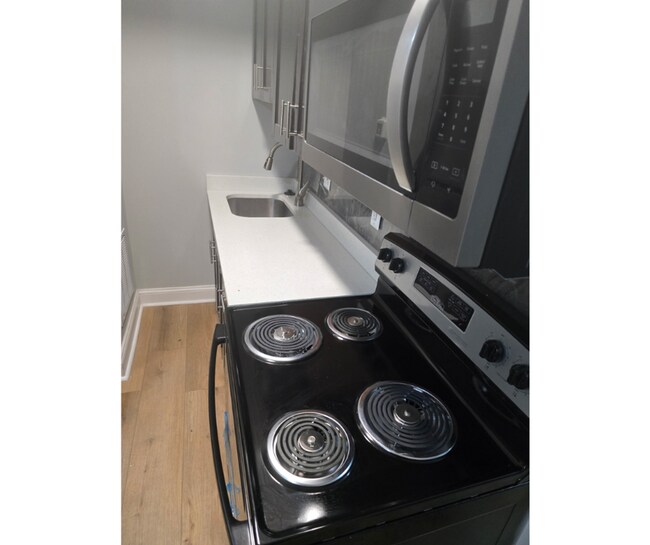 Photo - 5336 Cordelia Ave Unit 1A AVAILABLE W/PRIV BATH $800