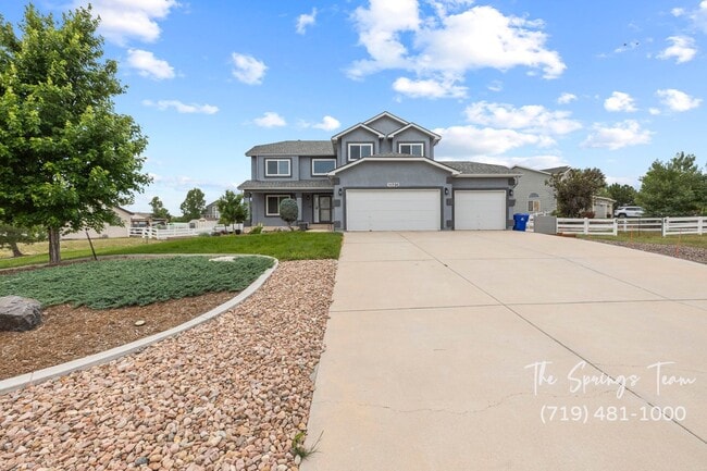 Stunning and HUGE 5BD/3.5BA in Paint Brush... - Stunning and HUGE 5BD/3.5BA in Paint Brush... House