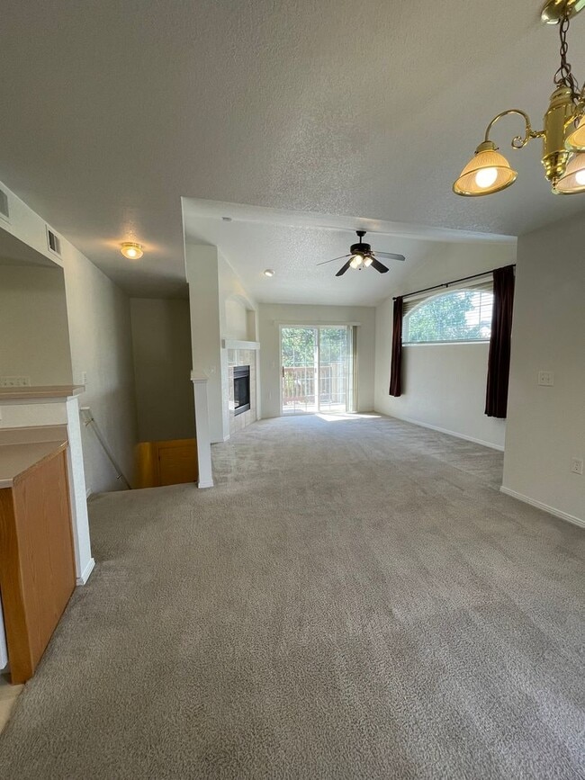 Photo - 3002 W Elizabeth St Unit 11H