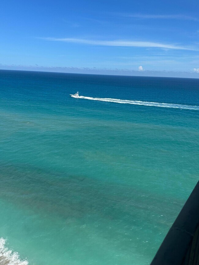 Photo - 5420 N Ocean Dr Unit 1903