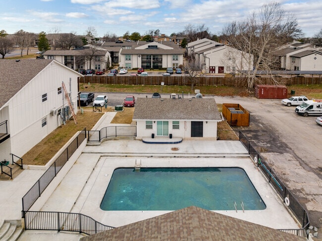 Photo - LEGACY @49th