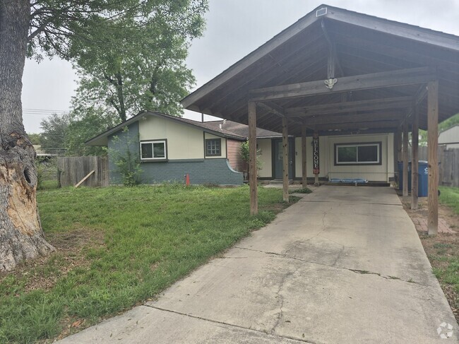 Building Photo - 5038 John Young Dr Rental