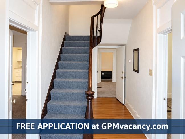304 S Busey Ave Unit 1