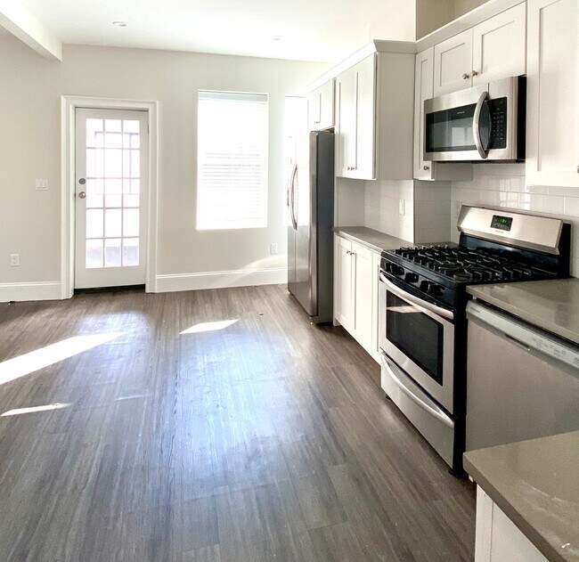 Photo - 149 Cottage St Unit 3