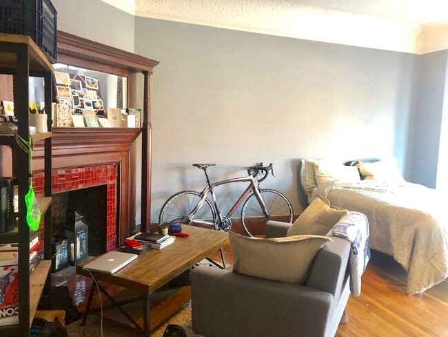 Photo - 306 Newbury St Unit 3