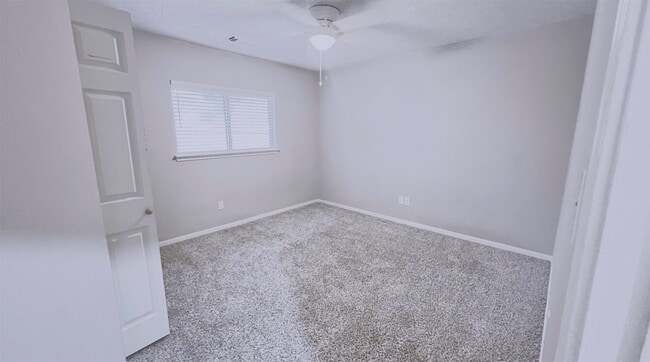 Photo - 19610 Vernier Woods Ln